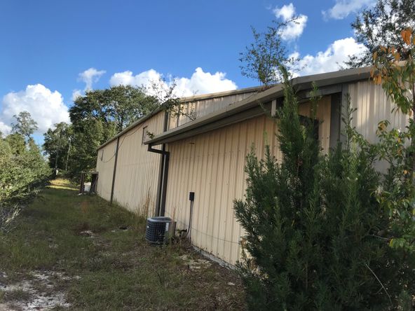 Former Auto Glass Repair Shop For Sale!: 819 S Spring Garden Ave, Deland, FL 32720